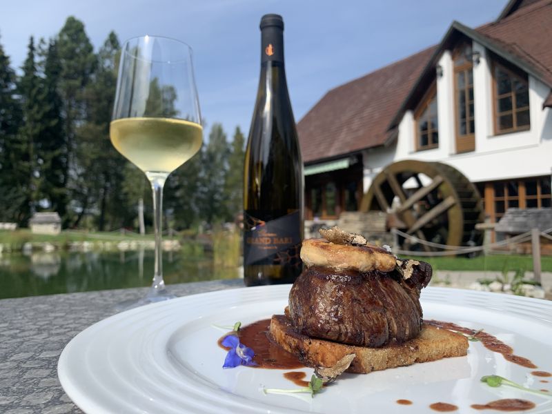 ORAVSKÝ HÁJ GARDEN HOTEL & RESORT
