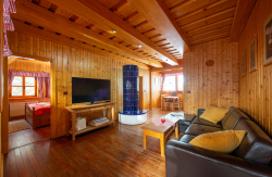 PINIUS: Apartmán č. 1  - Hotel Pieris