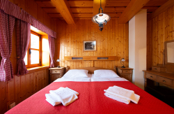 PINIUS: Apartmán č. 1  - Hotel Pieris