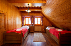 PINIUS: Apartmán č. 1  - Hotel Pieris