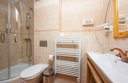 PINIUS: Apartmán č. 2 - Hotel Pieris