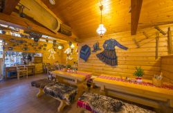 Hotel BYSTRINA***