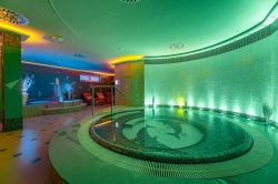 Hotel BYSTRINA***