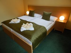 Hotel BYSTRINA***