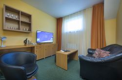 Hotel BYSTRINA***
