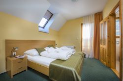 Hotel BYSTRINA***