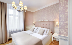 Historická izba - Hotel Lomnica*****